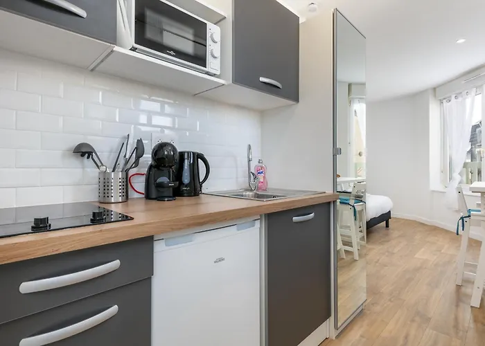 Notre Dame De Rumengol *